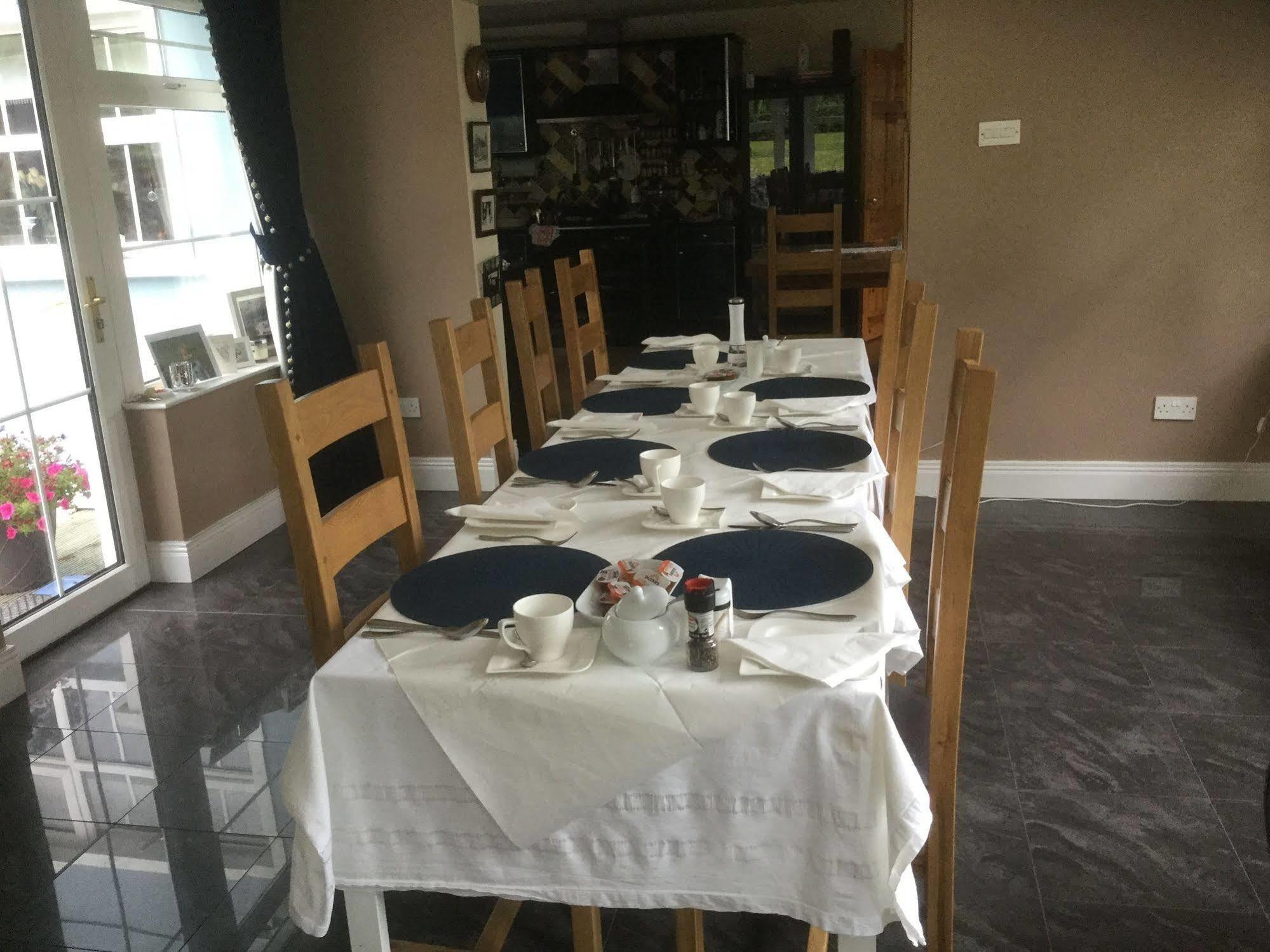 Five Oaks Bed & Breakfast Londonderry ภายนอก รูปภาพ